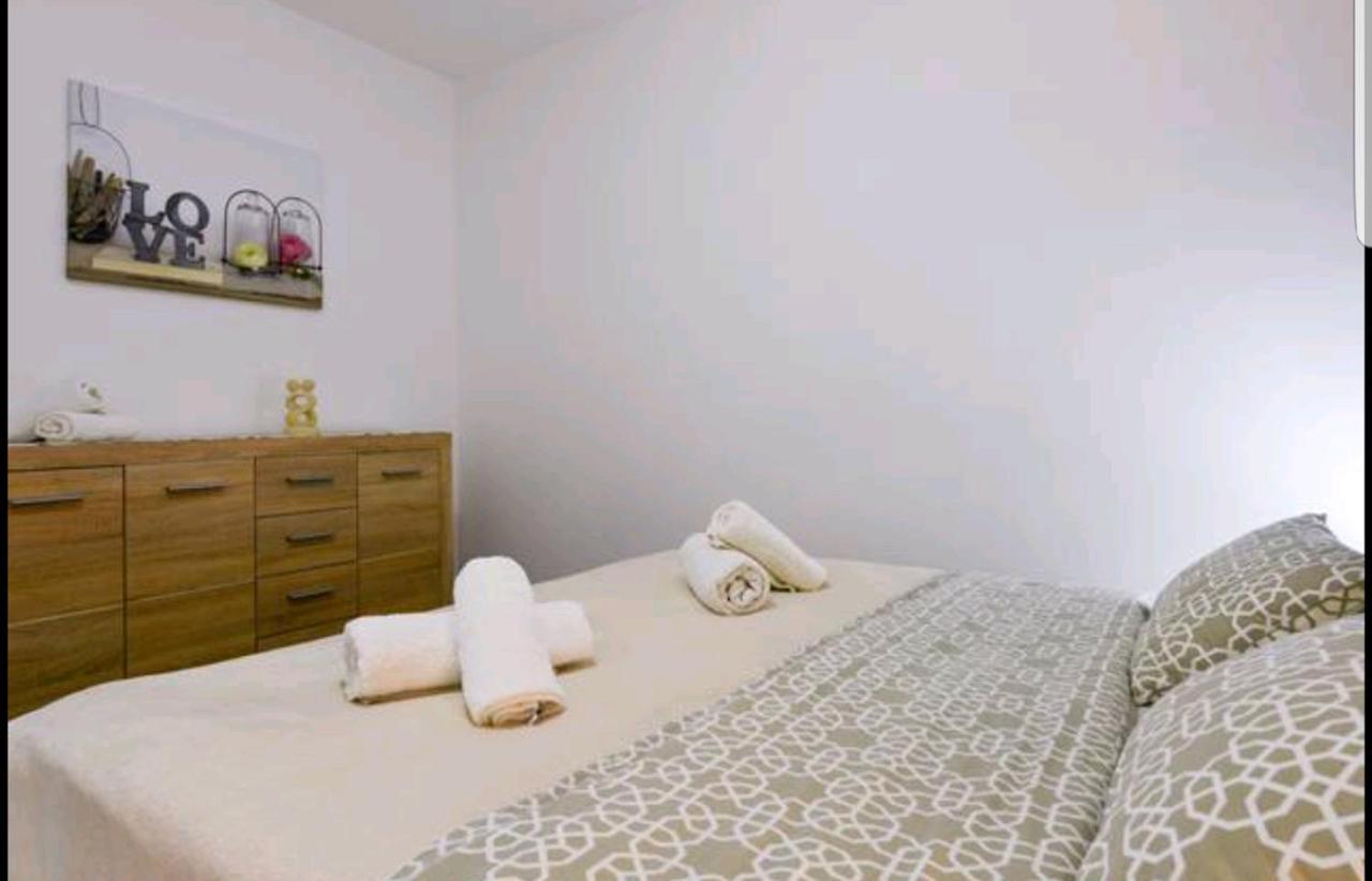 Deluxe Apartments Goya Zára Kültér fotó