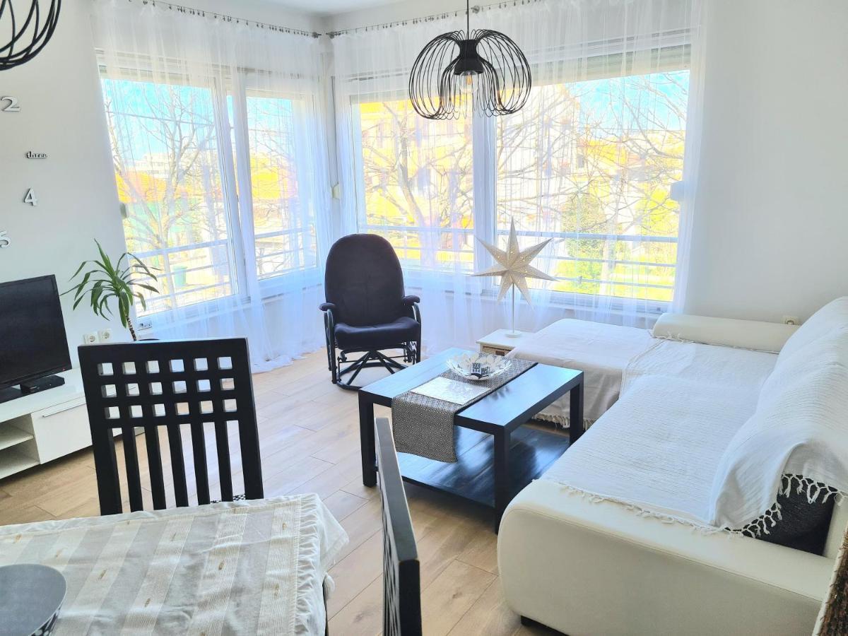 Deluxe Apartments Goya Zára Kültér fotó